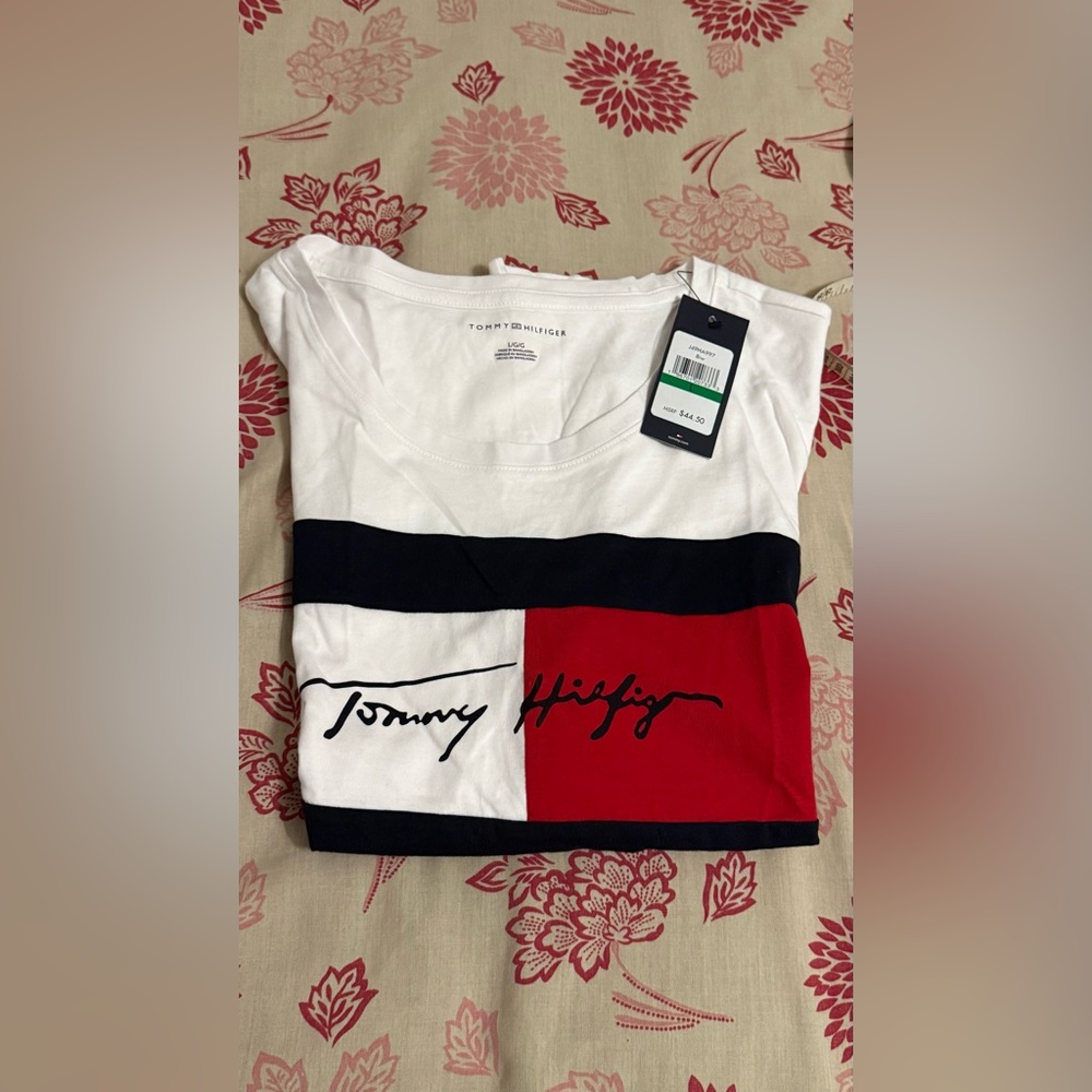 Tommy Hilfiger Women's Short Sleeve Tee - Red, White, Black